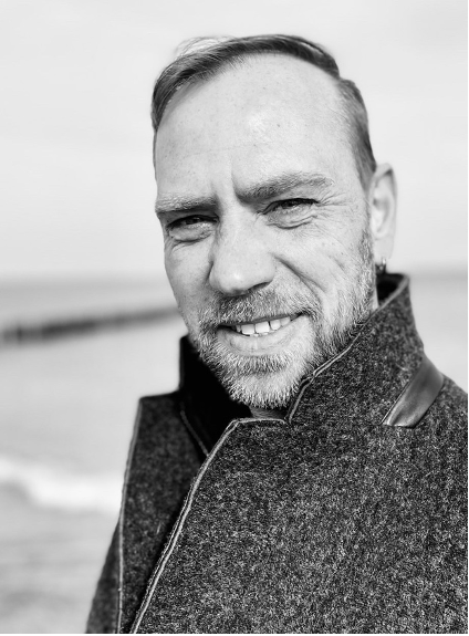 Schwarzweißes Porträt von Ingo Holtz